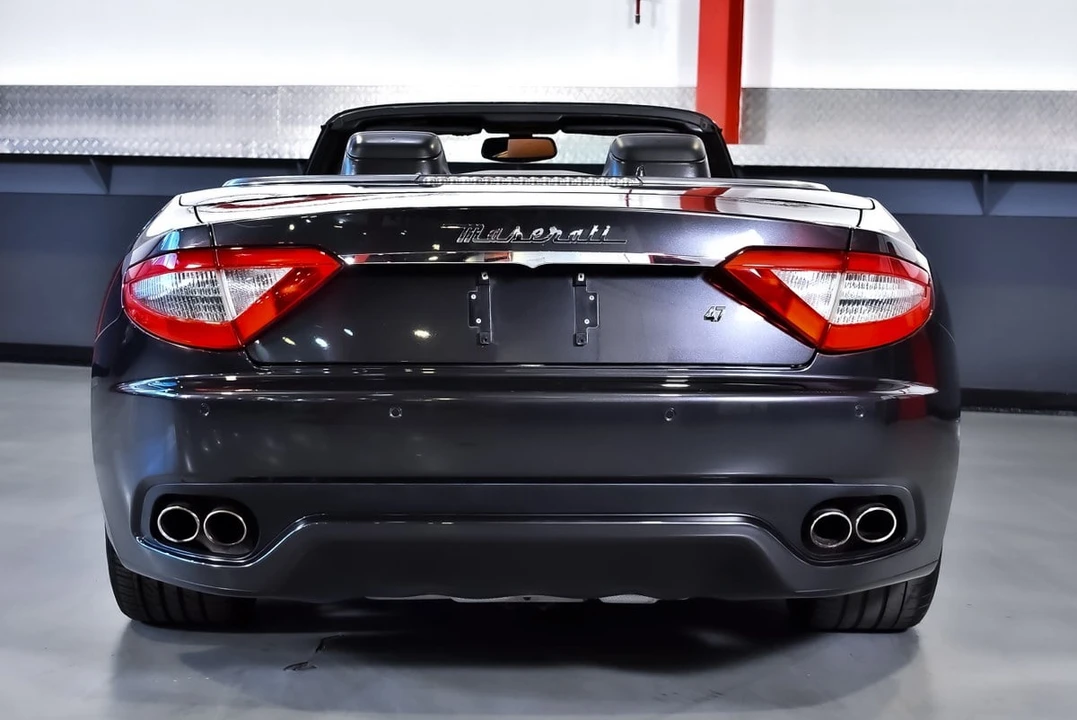 2010 Maserati GranCabrio - Image 15 of 30