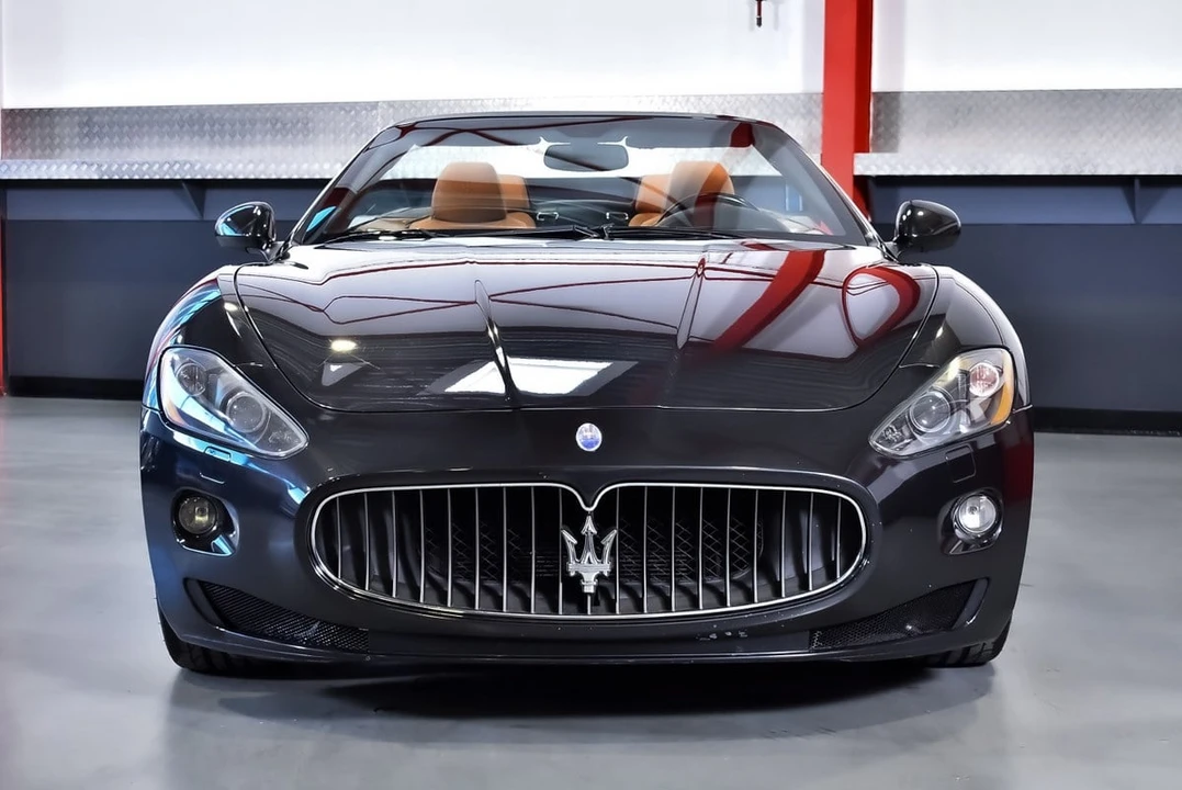 2010 Maserati GranCabrio - Image 3 of 30