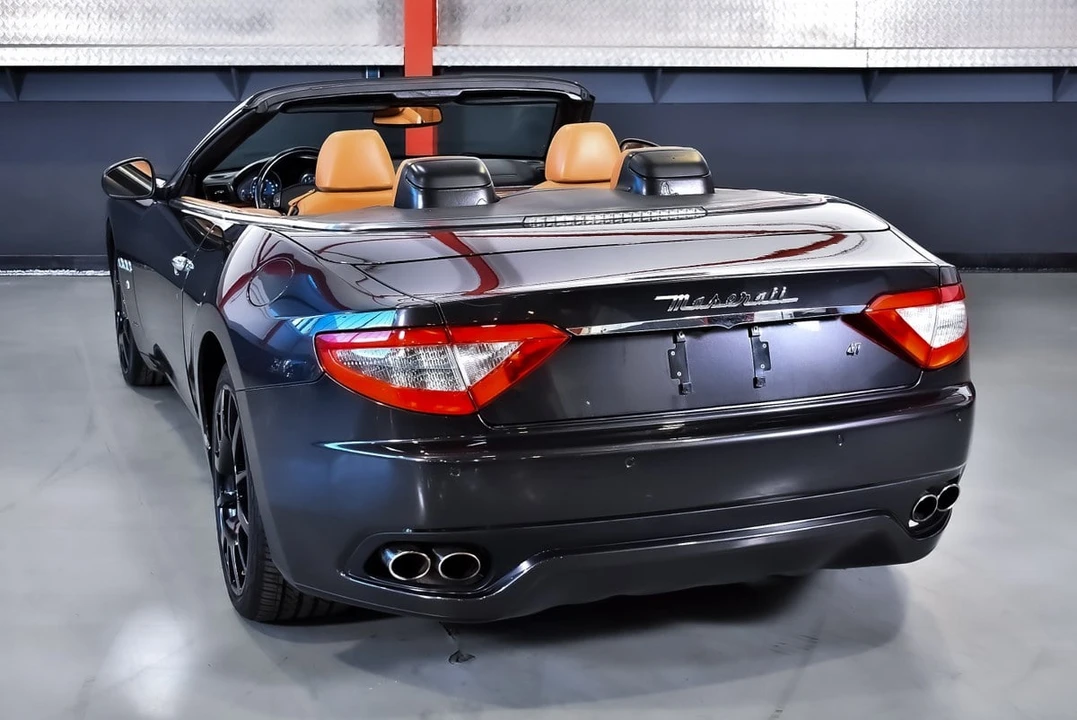 2010 Maserati GranCabrio - Image 16 of 30