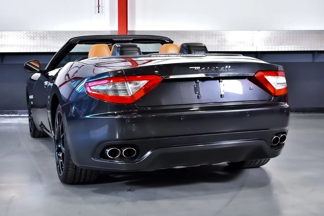 2010 Maserati GranCabrio - Image 17 of 30