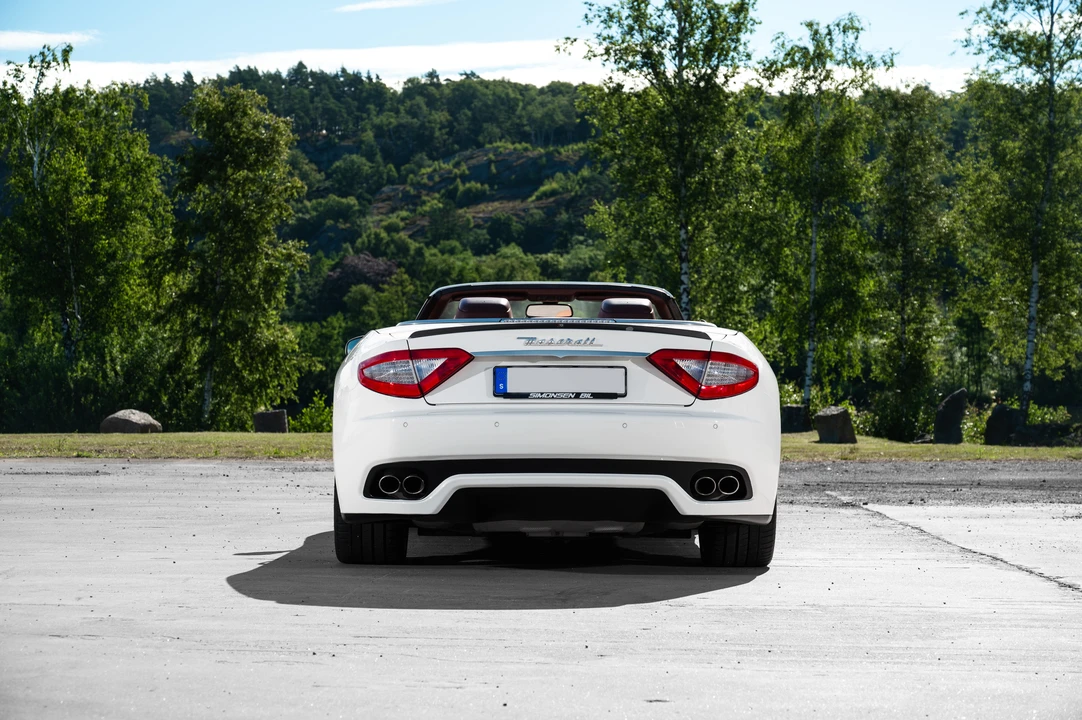 2010 Maserati GranCabrio - Image 6 of 31