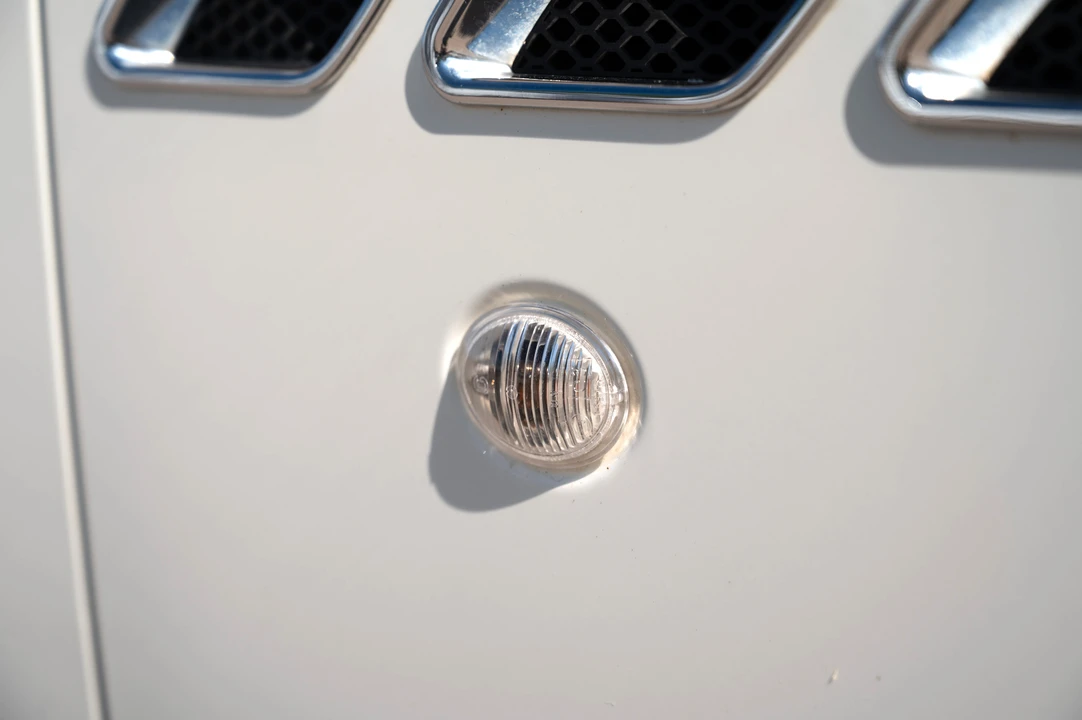 2010 Maserati GranCabrio - Image 26 of 31