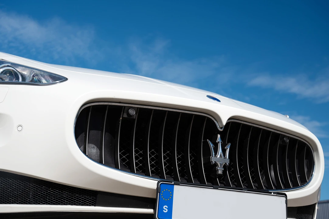 2010 Maserati GranCabrio - Image 23 of 31