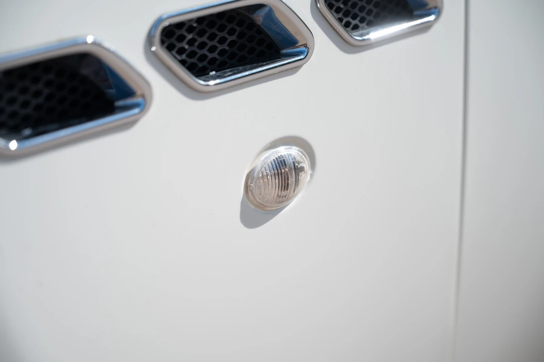 2010 Maserati GranCabrio - Image 30 of 31
