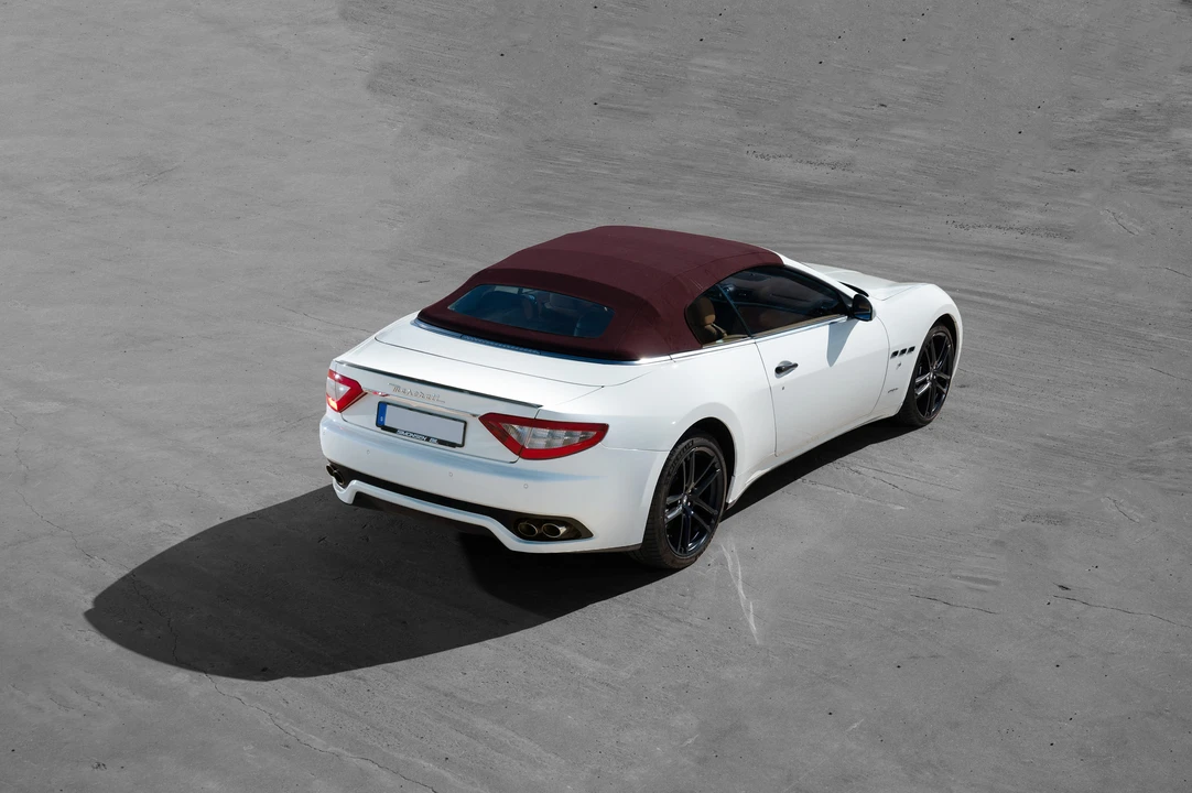 2010 Maserati GranCabrio - Image 12 of 31