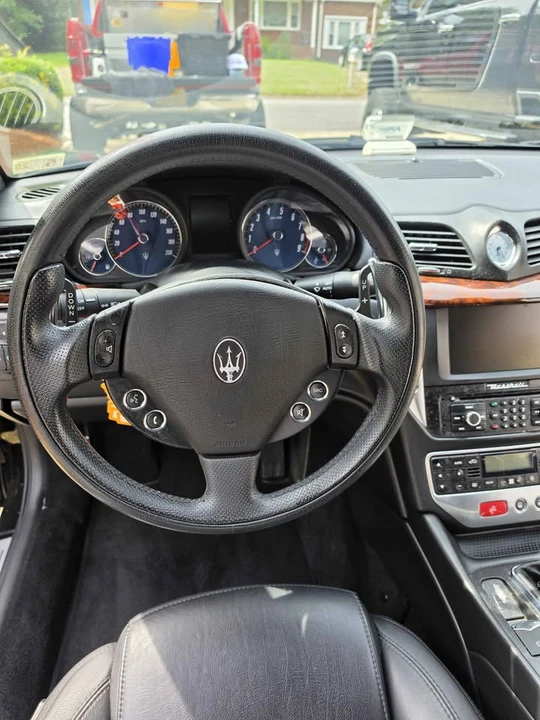2010 Maserati - Image 6 of 11