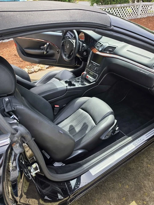 2010 Maserati - Image 9 of 11