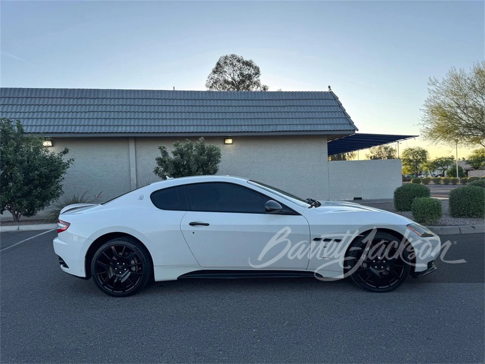 2010 Maserati GranTurismo 1st Gen - Image 2 of 5