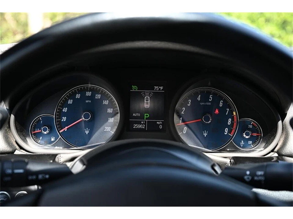 2010 Maserati GranTurismo 1st Gen - Image 19 of 31