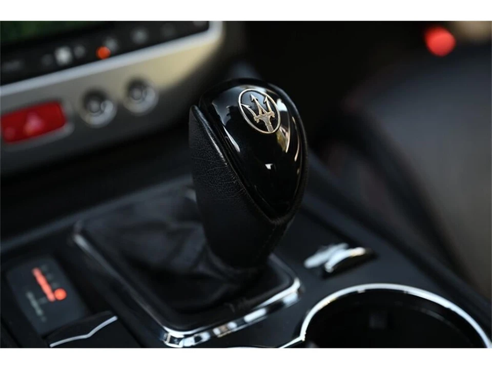 2010 Maserati GranTurismo 1st Gen - Image 28 of 31