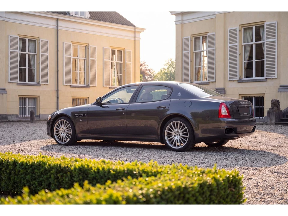 2010 Maserati Quattroporte 5th Gen - Image 9 of 11