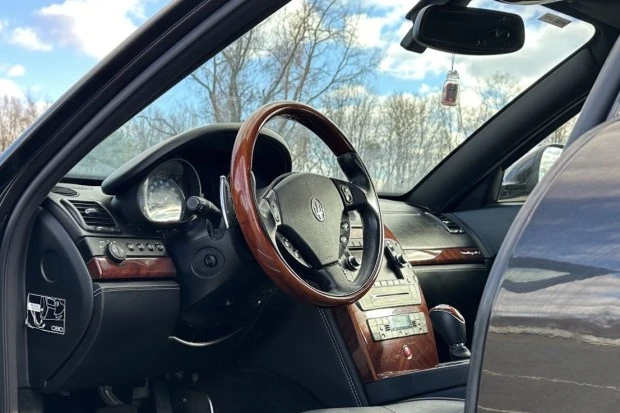 2010 Maserati Quattroporte 5th Gen - Image 5 of 8