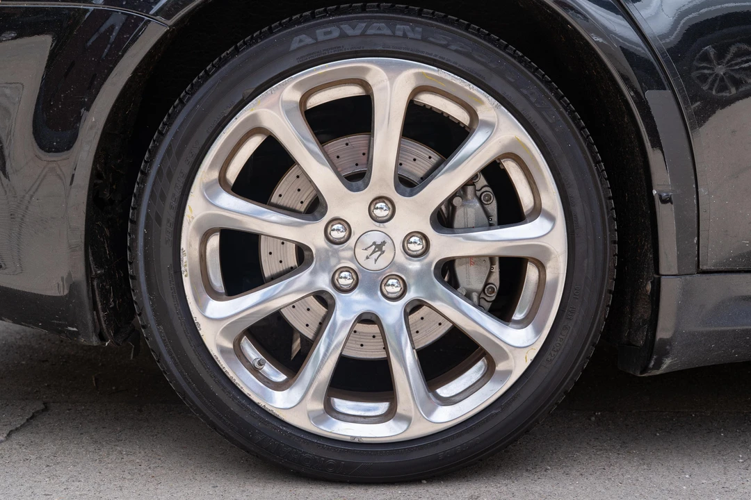 2010 Maserati Quattroporte 5th Gen - Image 12 of 31