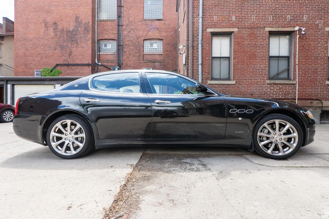 2010 Maserati Quattroporte 5th Gen - Image 3 of 31
