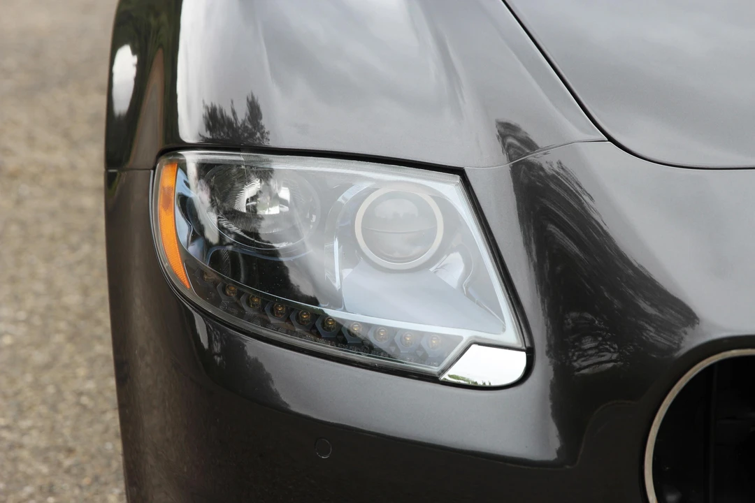 2010 Maserati Quattroporte 5th Gen - Image 11 of 11