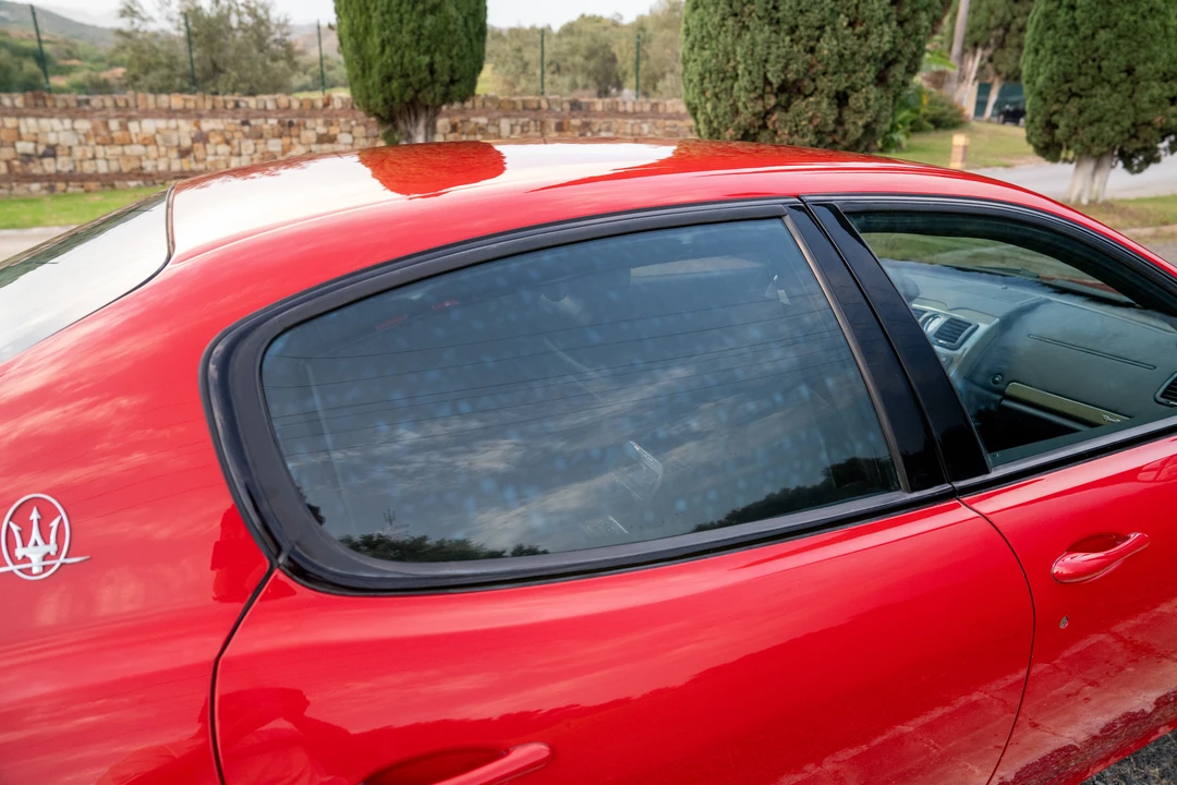 2010 Maserati Quattroporte 5th Gen - Image 26 of 31