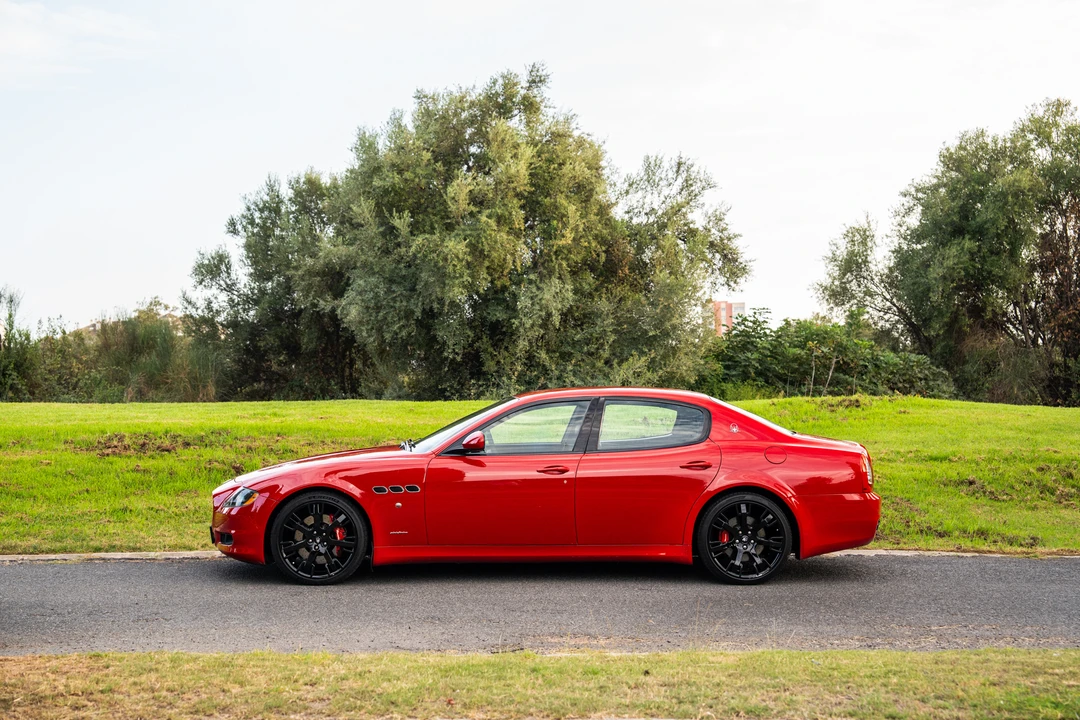 2010 Maserati Quattroporte 5th Gen - Image 8 of 31
