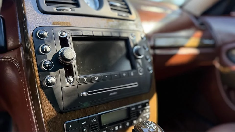 2010 Maserati Quattroporte 5th Gen - Image 17 of 18