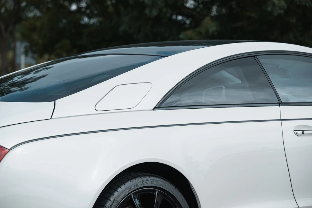 2010 Maybach 57 - Image 26 of 31