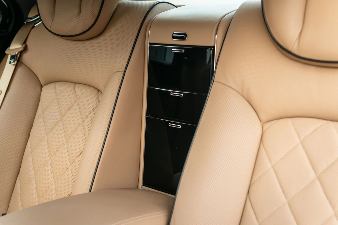 2010 Maybach 57 - Image 11 of 31