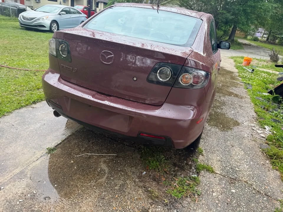 2010 Mazda Mazda 3 2nd Gen - Image 3 of 6