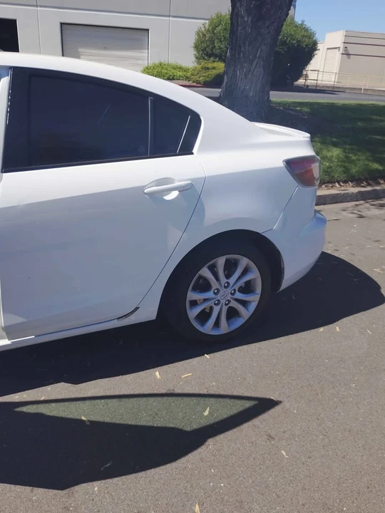 2010 Mazda Mazda 3 2nd Gen - Image 4 of 10