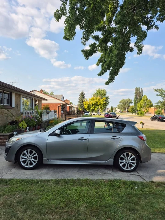 2010 Mazda Mazda 3 2nd Gen - Image 2 of 7