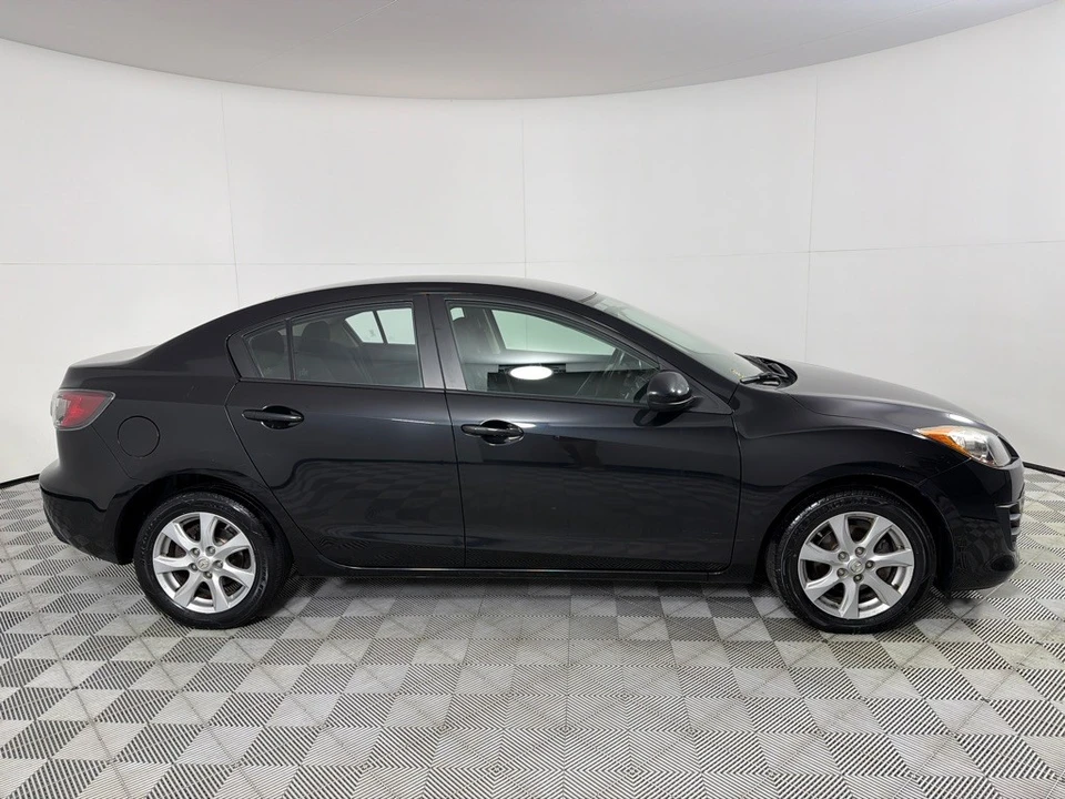 2010 Mazda Mazda 3 2nd Gen - Image 4 of 21