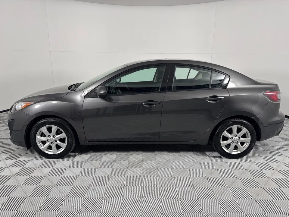 2010 Mazda Mazda 3 2nd Gen - Image 9 of 12