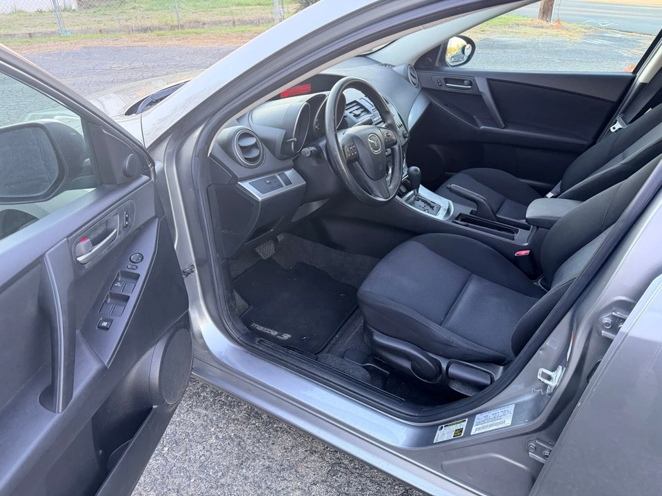 2010 Mazda Mazda 3 2nd Gen - Image 11 of 15