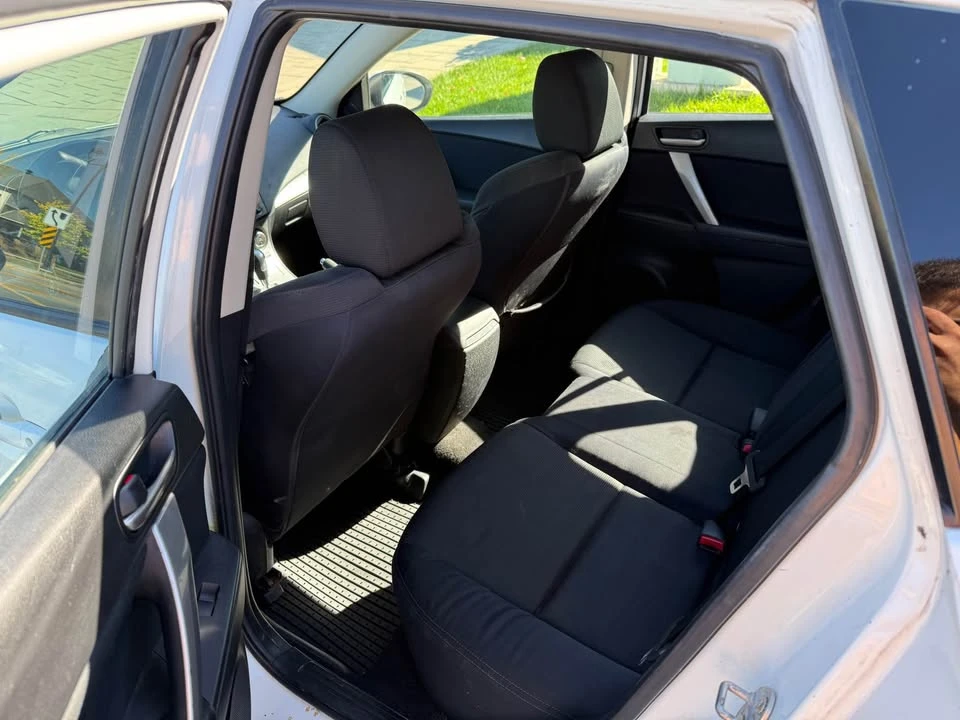 2010 Mazda Mazda 3 2nd Gen - Image 6 of 9