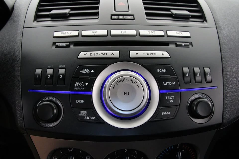 2010 Mazda Mazda 3 2nd Gen - Image 15 of 18