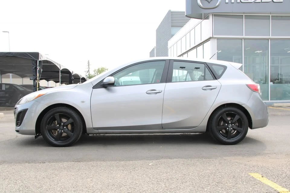 2010 Mazda Mazda 3 2nd Gen - Image 2 of 18