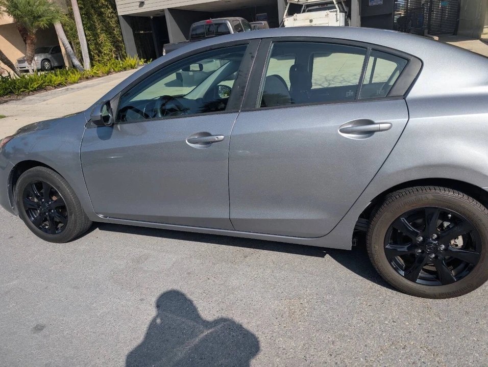2010 Mazda Mazda 3 2nd Gen - Image 14 of 19