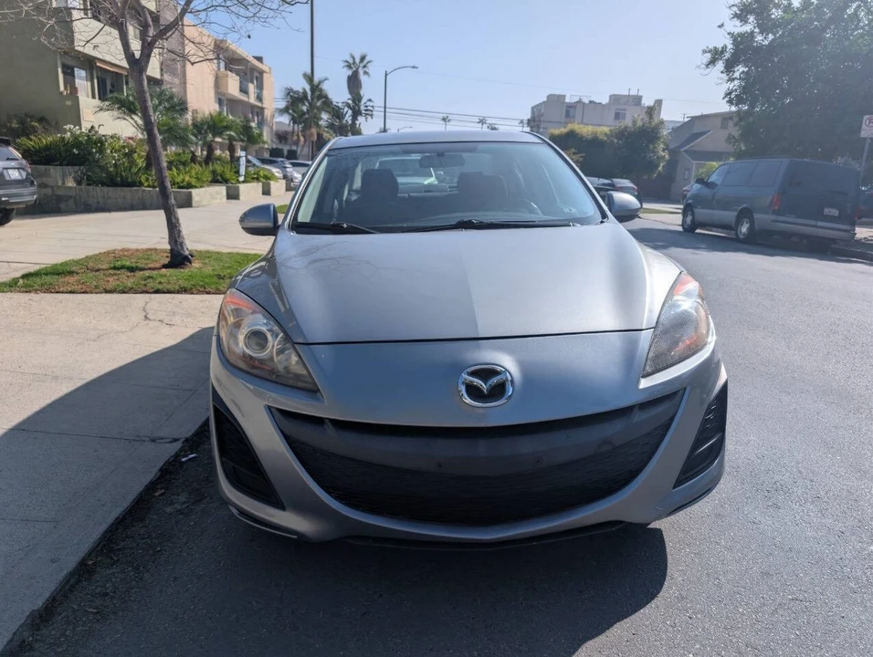 2010 Mazda Mazda 3 2nd Gen - Image 4 of 19