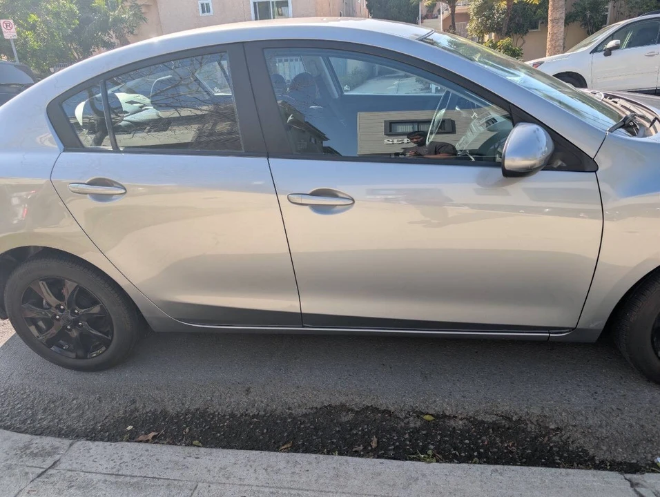 2010 Mazda Mazda 3 2nd Gen - Image 7 of 19
