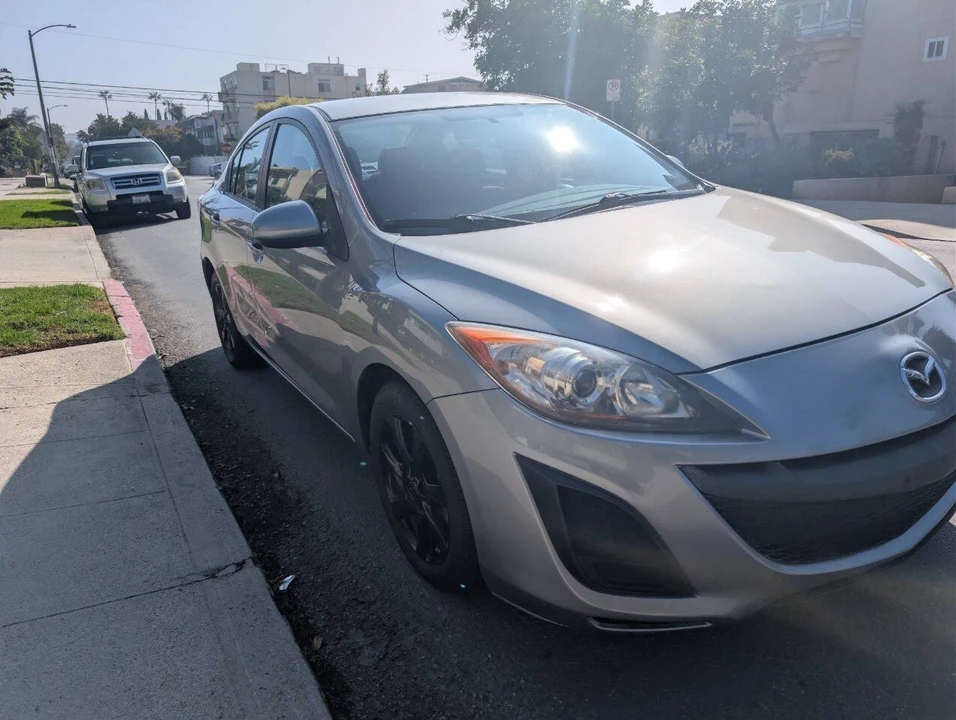 2010 Mazda Mazda 3 2nd Gen - Image 5 of 19