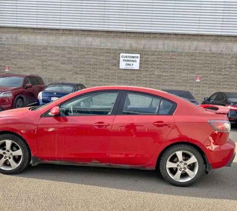 2010 Mazda Mazda 3 2nd Gen - Image 2 of 5