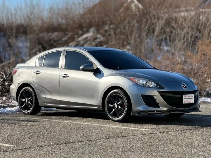 2010 Mazda Mazda 3 2nd Gen - Image 2 of 12