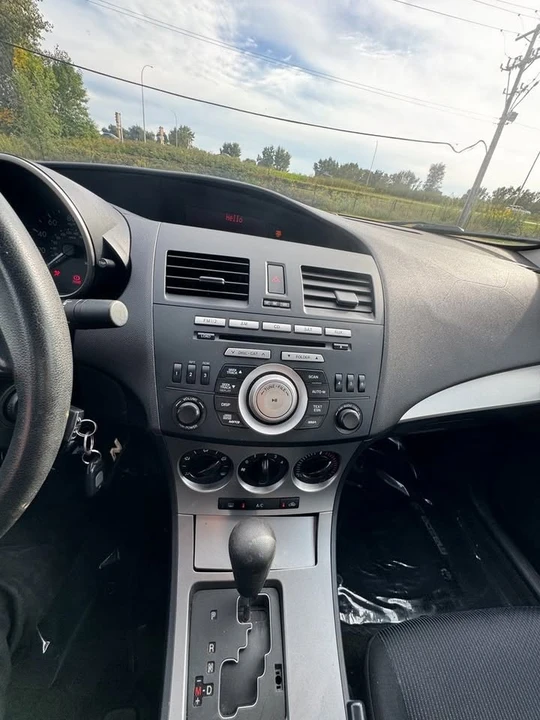 2010 Mazda Mazda 3 2nd Gen - Image 14 of 15
