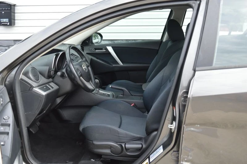 2010 Mazda Mazda 3 2nd Gen - Image 11 of 12