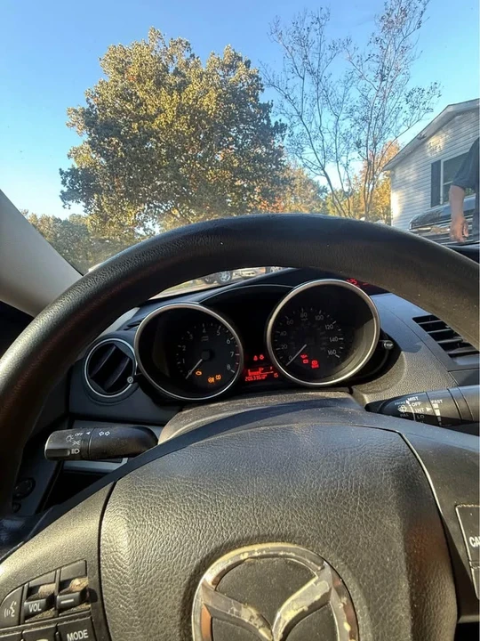 2010 Mazda Lantis - Image 6 of 7