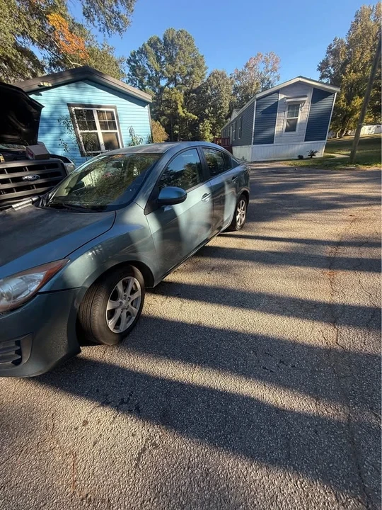 2010 Mazda Lantis - Image 2 of 7
