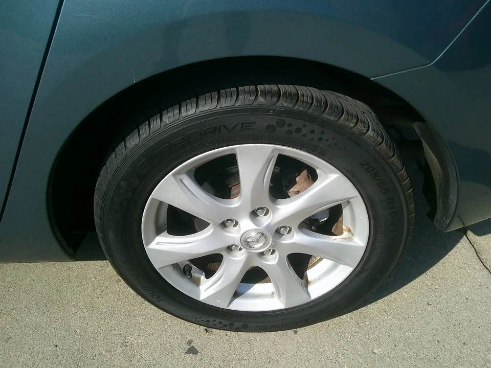 2010 Mazda Mazda 3 2nd Gen - Image 14 of 18