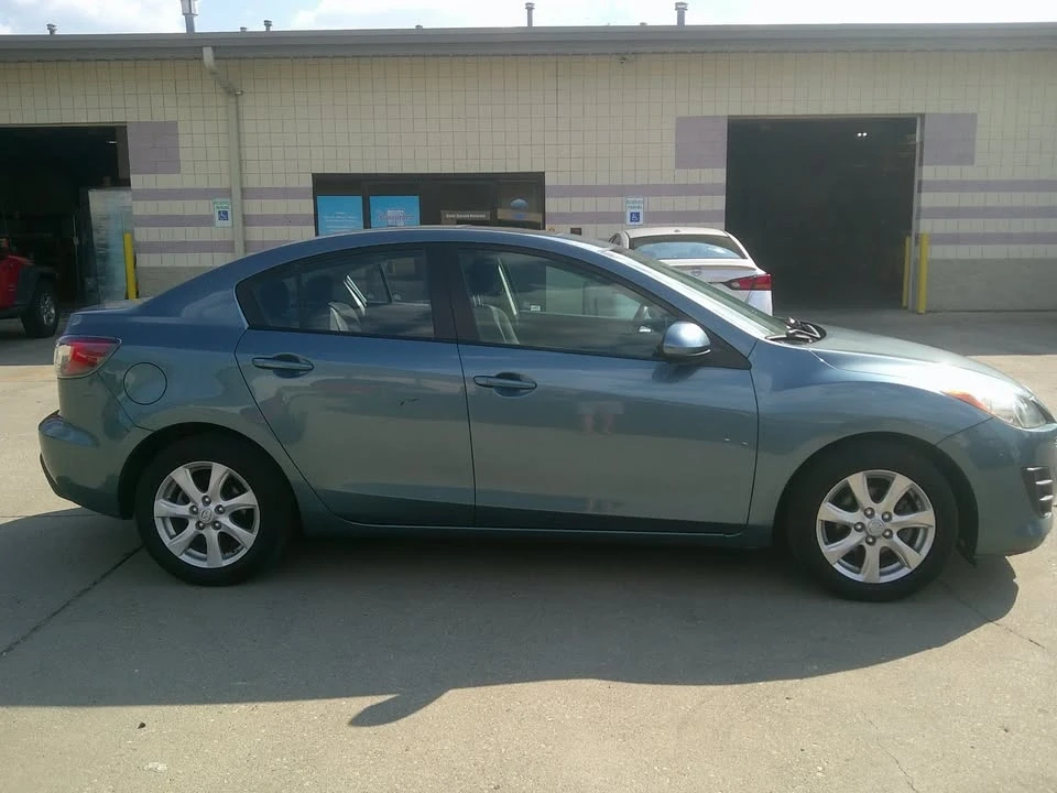 2010 Mazda Mazda 3 2nd Gen - Image 7 of 18
