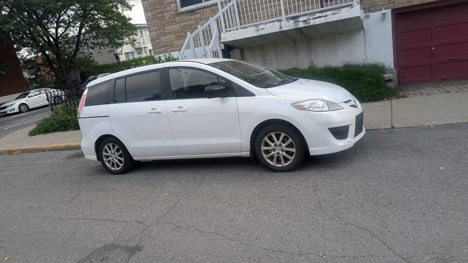 2010 Mazda Mazda 5 - Image 2 of 5