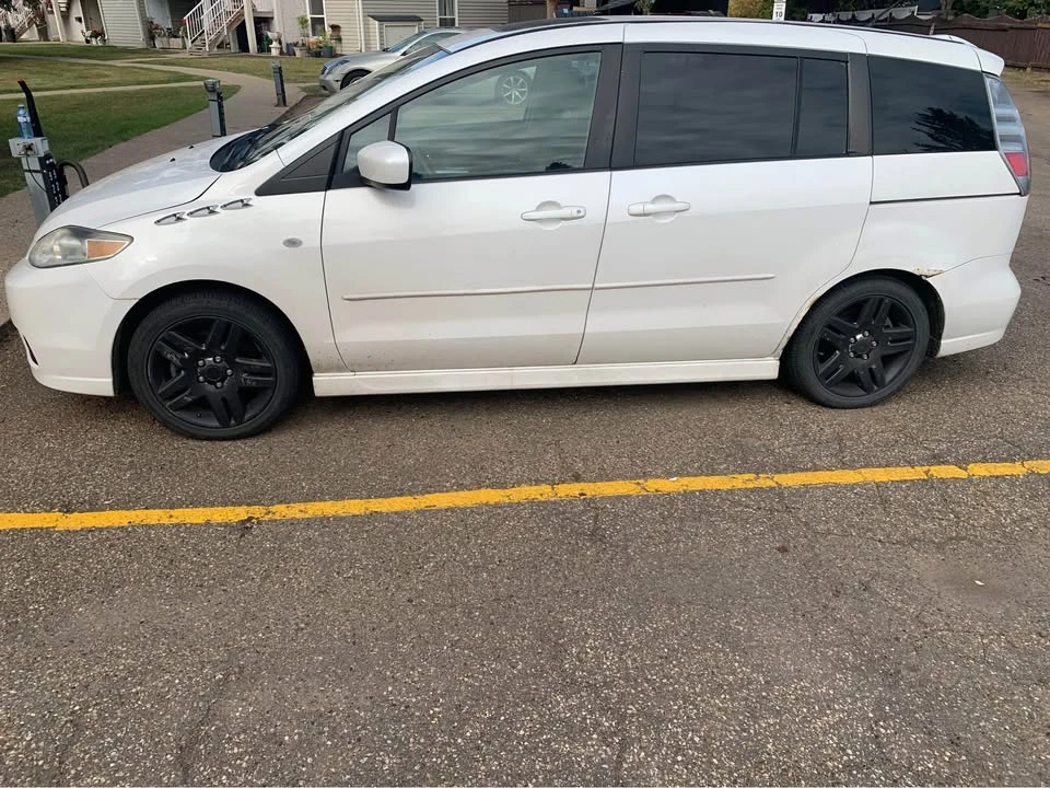 2010 Mazda Mazda 5 - Image 2 of 9