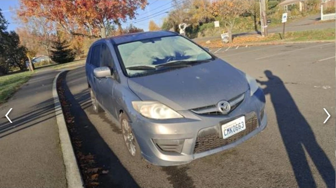 2010 Mazda Mazda 5 - Image 2 of 9