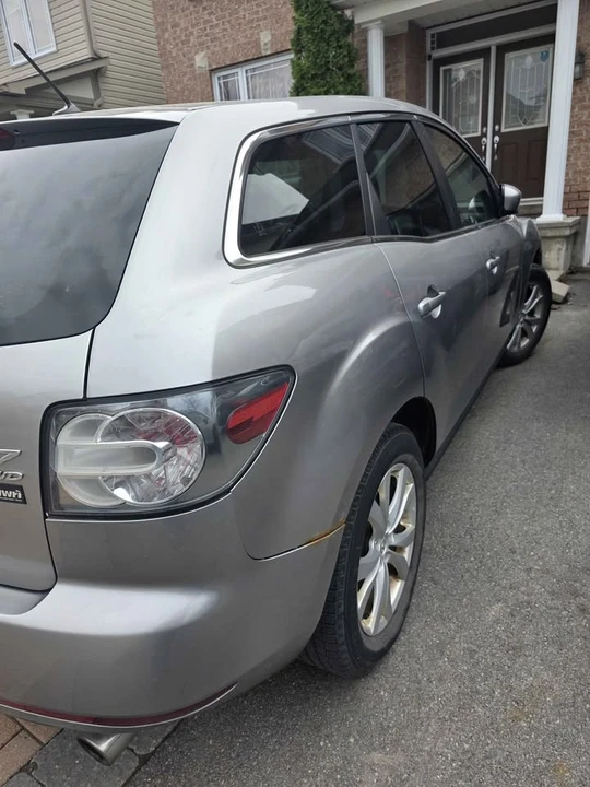 2010 Mazda CX-7 - Image 2 of 3