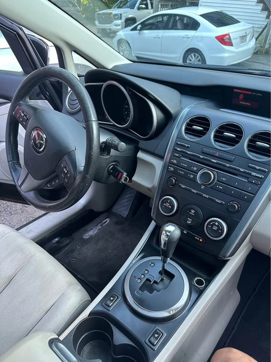 2010 Mazda CX-7 - Image 9 of 13